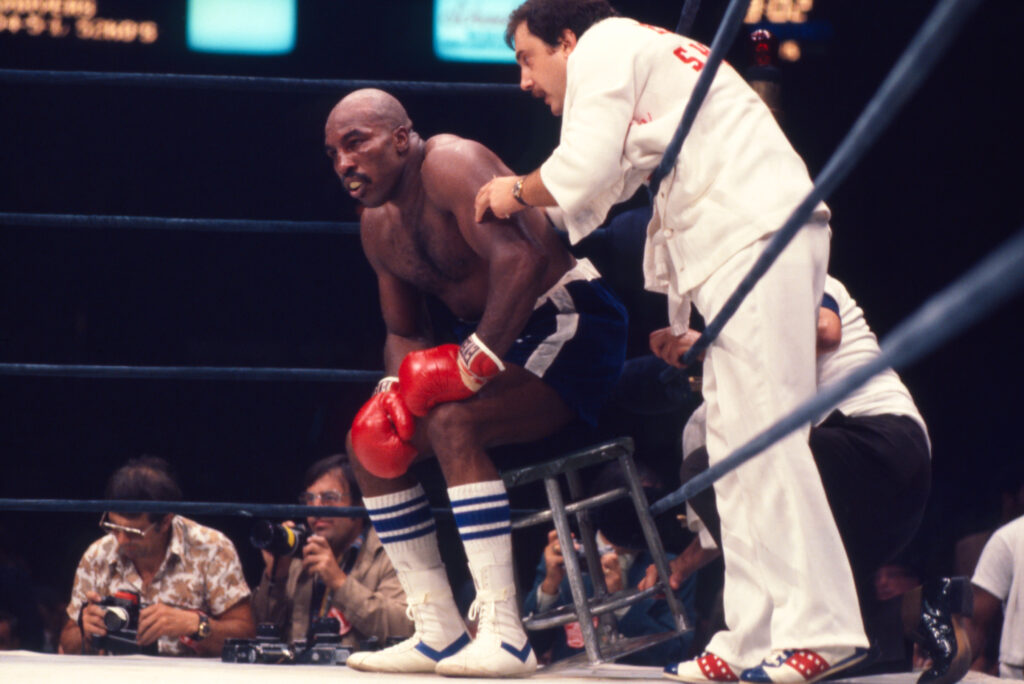 Earnie Shavers in the ring during his heavyweight title fight with Muhammad Ali in 1977